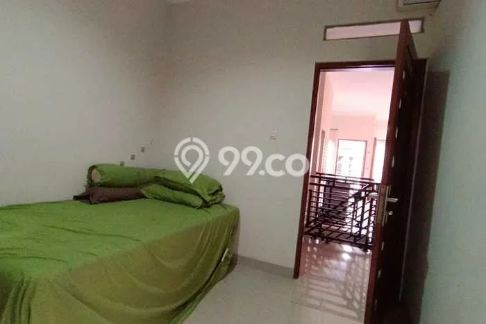 Rumah Luas Asri 3 KT Siap Huni di Sentul City Bogor Rumah Luas Asri 3 KT Siap Huni di Sentul City Bogor