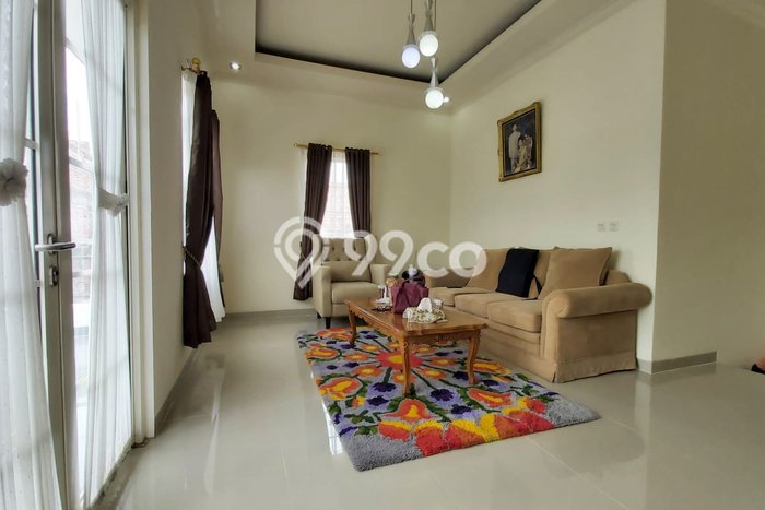 Rumah Mewah LB 200m2 Siap Huni Desain Elegan di Sentul City, Bogor Rumah Mewah LB 200m2 Siap Huni Desain Elegan di Sentul City, Bogor