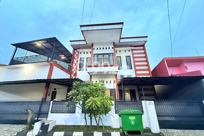 Dijual Cepat Rumah Favorit Siap Huni LB 350m2 di Cibinong, Bogor Dijual Cepat Rumah Favorit Siap Huni LB 350m2 di Cibinong, Bogor