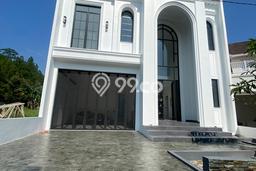 Hunian Elit LB 390m2 Siap Huni Desain Elegan di Sentul City, Bogor Hunian Elit LB 390m2 Siap Huni Desain Elegan di Sentul City, Bogor