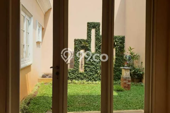 Ready to Use! Premium House LT 300m2 Desain Elegan di Gading Serpong Pondok Hijau Golf Ready to Use! Premium House LT 300m2 Desain Elegan di Gading Serpong Pondok Hijau Golf