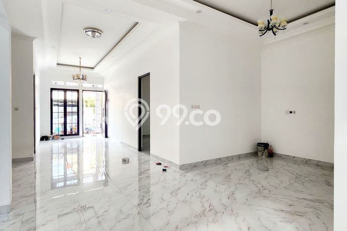 Rumah Luas Asri 3 KT Siap Huni di BSD Griya Loka Tangerang Rumah Luas Asri 3 KT Siap Huni di BSD Griya Loka Tangerang