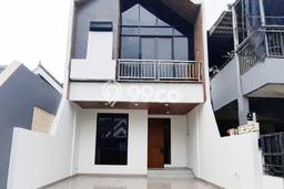 Siap Huni Rumah Minimalis & Modern LB 200m2 di Graha Raya Siap Huni Rumah Minimalis & Modern LB 200m2 di Graha Raya