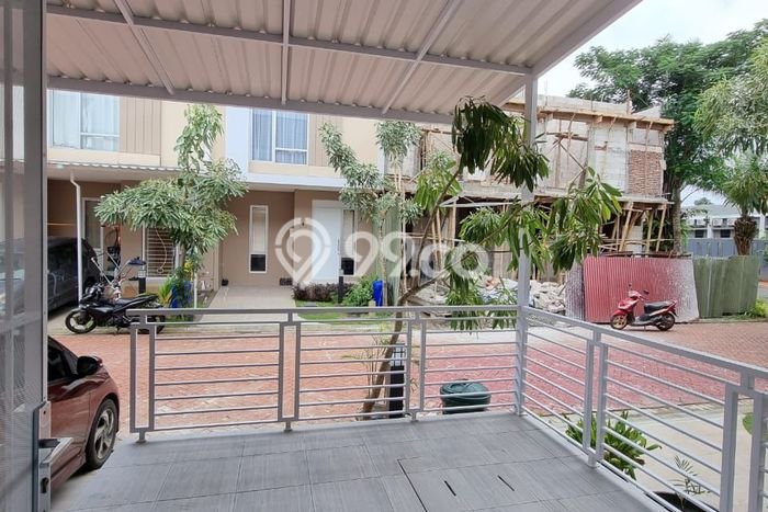 Rumah Modern 2 KT di Gading Serpong Tangerang Semi Furnished Rumah Modern 2 KT di Gading Serpong Tangerang Semi Furnished