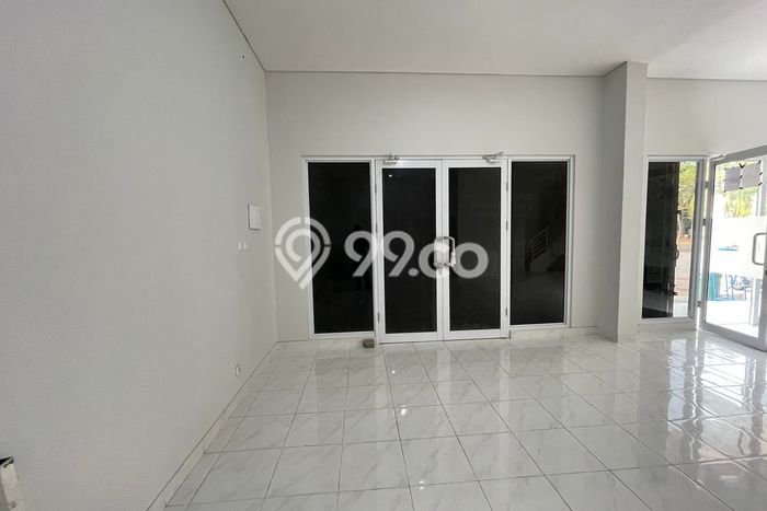 Dijual! Ruko di Gading Serpong Tangerang LT 81m2 / LB 162m2 Kawasan Bisnis Dijual! Ruko di Gading Serpong Tangerang LT 81m2 / LB 162m2 Kawasan Bisnis