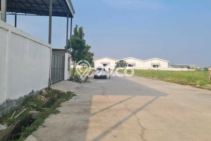 Lokasi Strategis! Dijual Gudang Bisnis di Pakuhaji, Tangerang Kondisi Baik Lokasi Strategis! Dijual Gudang Bisnis di Pakuhaji, Tangerang Kondisi Baik