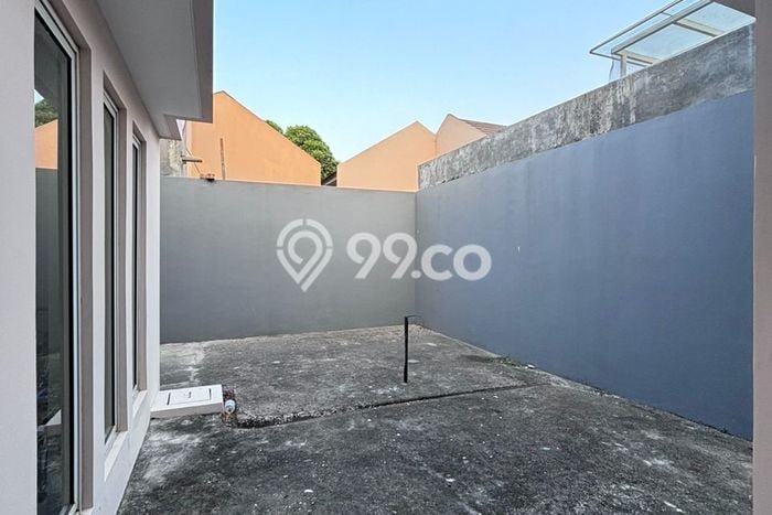 Dijual Hunian Rumah Nyaman 2 KT di Suvarna Sutera, Tangerang Dijual Hunian Rumah Nyaman 2 KT di Suvarna Sutera, Tangerang