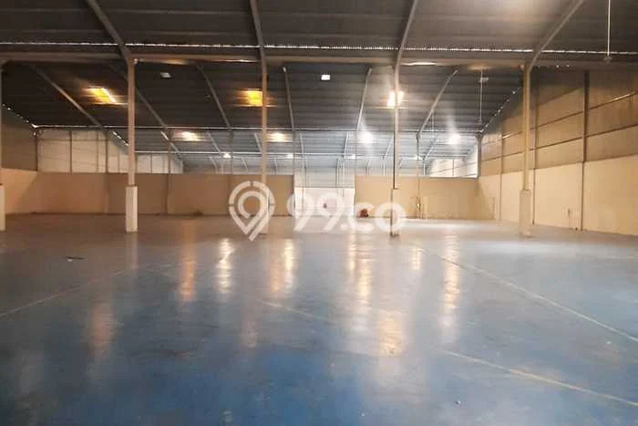 Unit Gudang Disewa Lokasi Cibitung, Bekasi Spesifikasi Luas Bangunan 4000m2 Unit Gudang Disewa Lokasi Cibitung, Bekasi Spesifikasi Luas Bangunan 4000m2