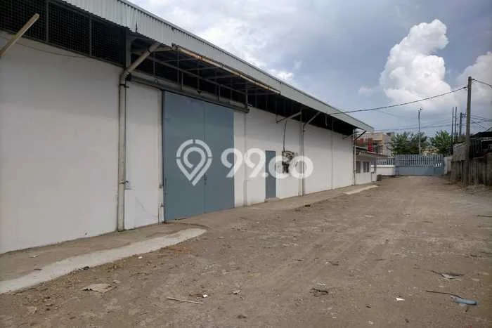 Gudang disewakan lokasi strategis Cibitung Bekasi 2000m2 Gudang disewakan lokasi strategis Cibitung Bekasi 2000m2