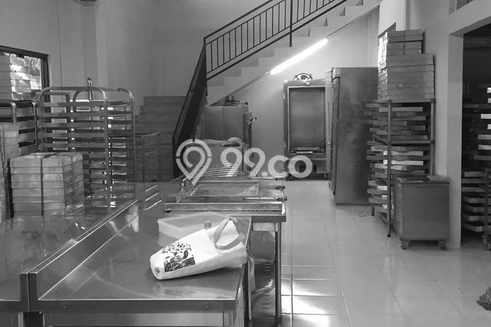 FOR SALE! Gudang di Cipondoh Tangerang, LT 800m2, LB 900m2 FOR SALE! Gudang di Cipondoh Tangerang, LT 800m2, LB 900m2