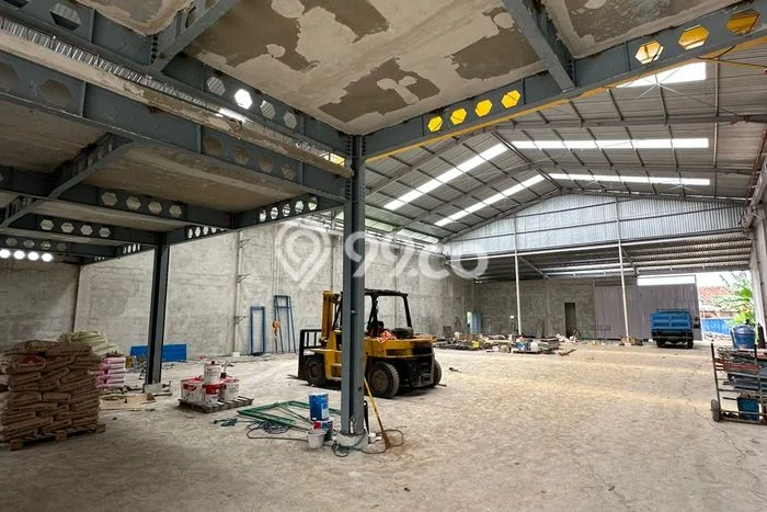 Gudang Disewakan Lokasi Legok Tangerang Harga Spesial! Gudang Disewakan Lokasi Legok Tangerang Harga Spesial!