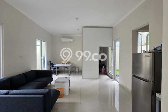 Jual Rumah Mewah Megah Dengan View Eksklusif di Gading Serpong, Tangerang Jual Rumah Mewah Megah Dengan View Eksklusif di Gading Serpong, Tangerang