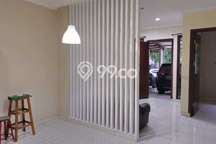 Ready to Use! Luxury House LT 112m2 Desain Elegan di BSD City Ready to Use! Luxury House LT 112m2 Desain Elegan di BSD City