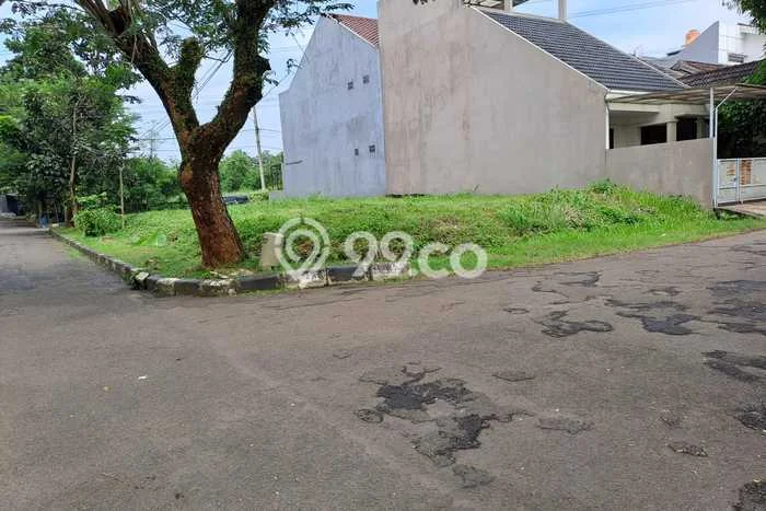 Jarang Ada! Tanah di Serpong Punya Luas 191m2 SHM Jarang Ada! Tanah di Serpong Punya Luas 191m2 SHM