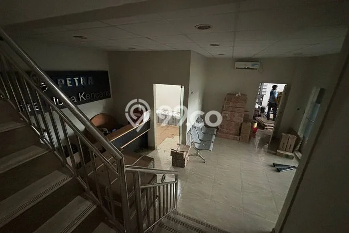 Gudang Bagus Dijual LB 216m2 Lokasi Strategis Tangerang Area Cocok untuk Berbisnis Gudang Bagus Dijual LB 216m2 Lokasi Strategis Tangerang Area Cocok untuk Berbisnis