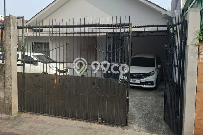 Rumah Luxury Modern Siap Huni di Srengseng Jakarta Barat Rumah Luxury Modern Siap Huni di Srengseng Jakarta Barat