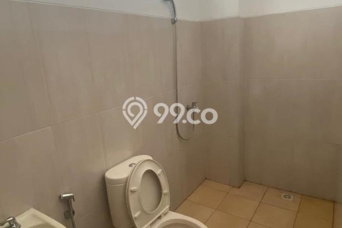 AREA KOMERSIAL! Ruko For Rent di BSD, Luas 155m², Jalan Utama, Siap Operasional AREA KOMERSIAL! Ruko For Rent di BSD, Luas 155m², Jalan Utama, Siap Operasional