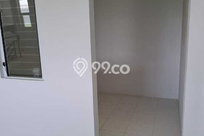 HARGA SPESIAL! Gudang di Teluk Naga, Luas 1100m², Area Strategis HARGA SPESIAL! Gudang di Teluk Naga, Luas 1100m², Area Strategis