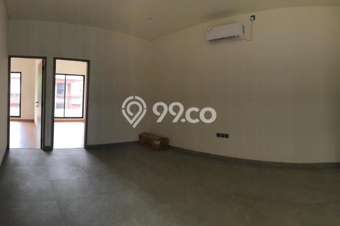 HARGA TERBAIK! Rumah di BSD, 4 KT, Lingkungan Asri, Luas 362m² LB 250m² HARGA TERBAIK! Rumah di BSD, 4 KT, Lingkungan Asri, Luas 362m² LB 250m²