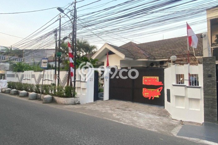 Rumah Eksklusif Dijual LT 736m2 di Kebayoran Baru, Jakarta Selatan Rumah Eksklusif Dijual LT 736m2 di Kebayoran Baru, Jakarta Selatan