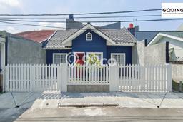 Rumah Luas Asri 3 KT Siap Huni di BSD City Tangerang Rumah Luas Asri 3 KT Siap Huni di BSD City Tangerang
