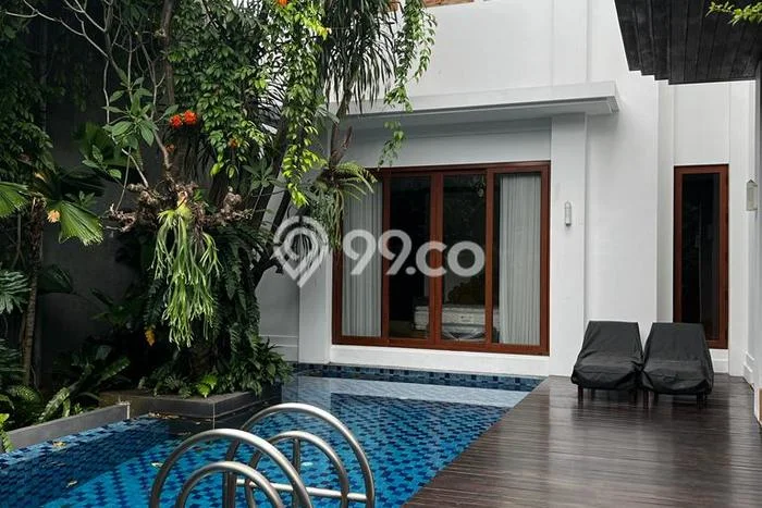 Rumah Modern Dikontrakkan di Menteng Jakarta Pusat Area Sangat Strategis Rumah Modern Dikontrakkan di Menteng Jakarta Pusat Area Sangat Strategis