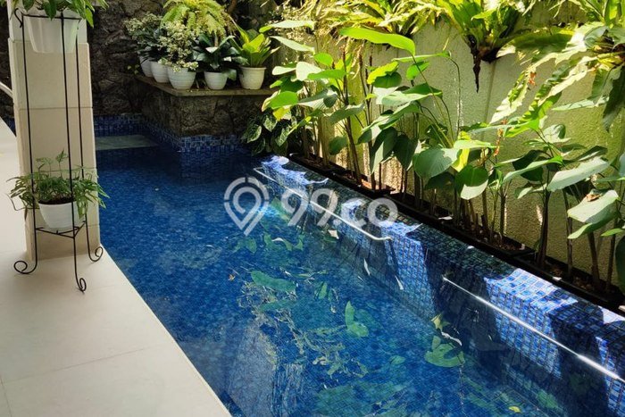 Siap Huni Rumah Mewah 3 Kamar di Menteng Dekat ke Mana Saja Siap Huni Rumah Mewah 3 Kamar di Menteng Dekat ke Mana Saja