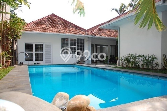 Hunian Mewah Siap Huni LT 738m2 di Menteng, Jakarta Pusat Hunian Mewah Siap Huni LT 738m2 di Menteng, Jakarta Pusat