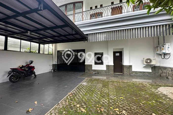 Sewa Rumah Nyaman di Menteng Siap Huni dan Strategis Sewa Rumah Nyaman di Menteng Siap Huni dan Strategis