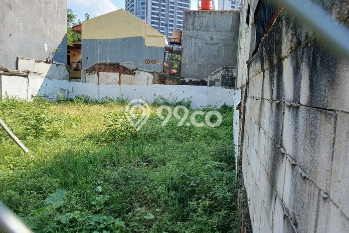 Lahan Dijual Lokasi Strategis di Jakarta Selatan dengan Luas 351m2 Lahan Dijual Lokasi Strategis di Jakarta Selatan dengan Luas 351m2