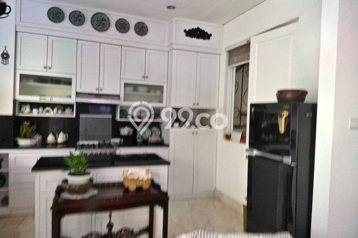 Siap Huni Rumah Mewah 3 Kamar di Menteng Dekat ke Mana Saja Siap Huni Rumah Mewah 3 Kamar di Menteng Dekat ke Mana Saja