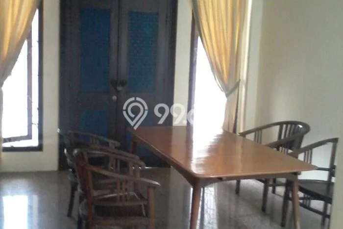 Sewa cepat hunian minimalis strategis 4 Kamar di Menteng, Jakarta Pusat Sewa cepat hunian minimalis strategis 4 Kamar di Menteng, Jakarta Pusat