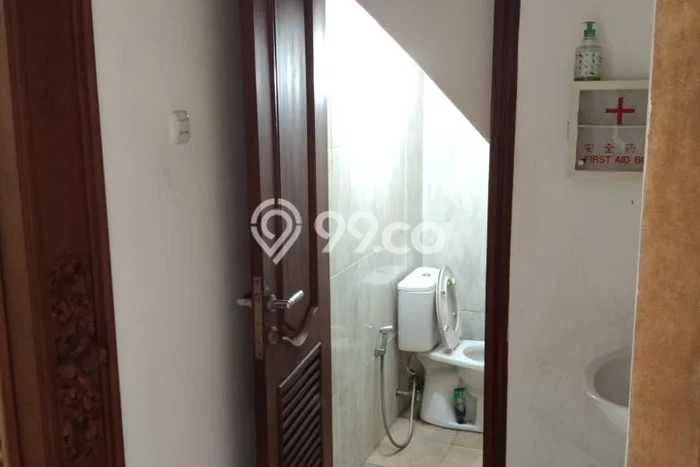 Disewakan segera hunian minimalis lokasi strategis 7 Kamar di Menteng, Jakarta Pusat Disewakan segera hunian minimalis lokasi strategis 7 Kamar di Menteng, Jakarta Pusat