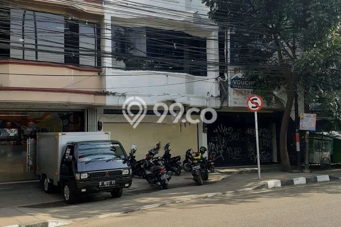 Area Ramai! Ruko Dijual di Antapani untuk Bisnis Luas Bangunan 165m2 Area Ramai! Ruko Dijual di Antapani untuk Bisnis Luas Bangunan 165m2