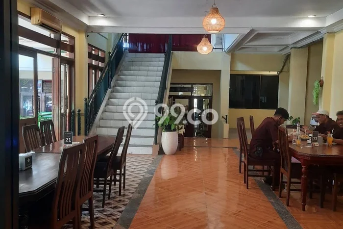 Komersial disewakan lokasi strategis Sedati Sidoarjo 1200m2 Komersial disewakan lokasi strategis Sedati Sidoarjo 1200m2