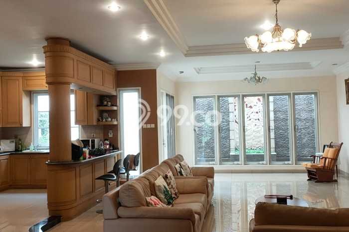 Rumah Luxury Modern Tanpa Renovasi di Gading Serpong Tangerang Rumah Luxury Modern Tanpa Renovasi di Gading Serpong Tangerang