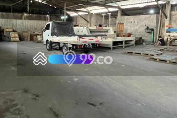 Pabrik Dijual di Prime Area Jakarta Barat Luas 100m2 Pabrik Dijual di Prime Area Jakarta Barat Luas 100m2