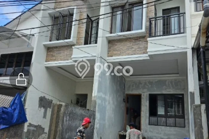 Sewa Rumah Murah di Green Ville Jakarta Barat dengan 3 KT Sewa Rumah Murah di Green Ville Jakarta Barat dengan 3 KT