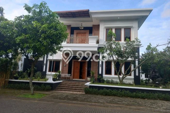 Jual Rumah Luas Elegan Dengan View Cantik di BSB City, Semarang Jual Rumah Luas Elegan Dengan View Cantik di BSB City, Semarang