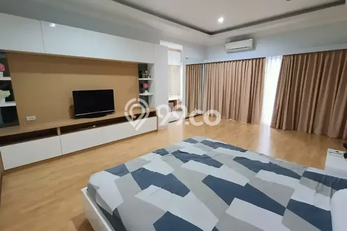 Rumah Eksklusif Siap Huni LT 240m2 di Semarang Barat, Semarang Rumah Eksklusif Siap Huni LT 240m2 di Semarang Barat, Semarang