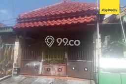 Jual Rumah Strategis Bagus Punya 2 KT di Krembangan Surabaya - Jual Rumah Strategis Bagus Punya 2 KT di Krembangan Surabaya -
