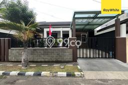 Rumah Luxury Modern Tanpa Renovasi di Darmo Permai Surabaya Rumah Luxury Modern Tanpa Renovasi di Darmo Permai Surabaya