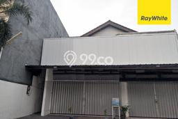 Rumah Mewah Siap Huni LT 912m2 di Wonocolo, Surabaya Rumah Mewah Siap Huni LT 912m2 di Wonocolo, Surabaya