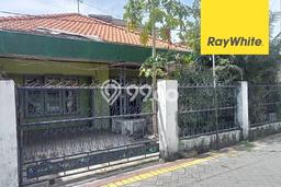 Siap Huni Rumah Mewah 10 Kamar di Tambaksari Dekat ke Mana Pun Siap Huni Rumah Mewah 10 Kamar di Tambaksari Dekat ke Mana Pun