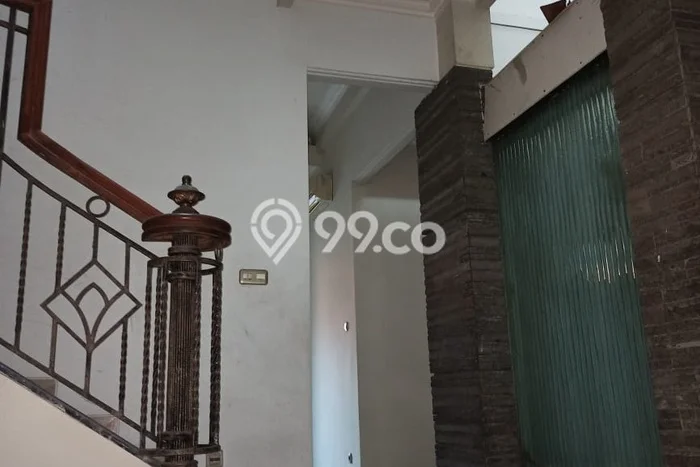 Sewa Rumah Harga Terjangkau di Dharma Husada Surabaya dengan 8 KT Sewa Rumah Harga Terjangkau di Dharma Husada Surabaya dengan 8 KT