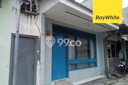 For Sale Rumah 3 Kamar Lokasi Strategis Nyaman dan Strategis di Krembangan For Sale Rumah 3 Kamar Lokasi Strategis Nyaman dan Strategis di Krembangan