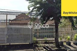 Jual Rumah Luas Megah Dengan View Eksklusif di Dr Sutomo, Surabaya Jual Rumah Luas Megah Dengan View Eksklusif di Dr Sutomo, Surabaya