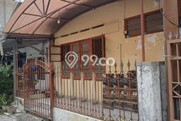 Hunian Cantik Modern Lb 111m2 di Genteng, Surabaya Hunian Cantik Modern Lb 111m2 di Genteng, Surabaya