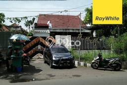 Dijual Hunian Mewah dengan Fasilitas Sekitar Lengkap di Sawahan, Surabaya Dijual Hunian Mewah dengan Fasilitas Sekitar Lengkap di Sawahan, Surabaya