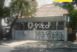 Jual Rumah Strategis Bagus Punya 5 KT di Tambaksari Surabaya - Jual Rumah Strategis Bagus Punya 5 KT di Tambaksari Surabaya -